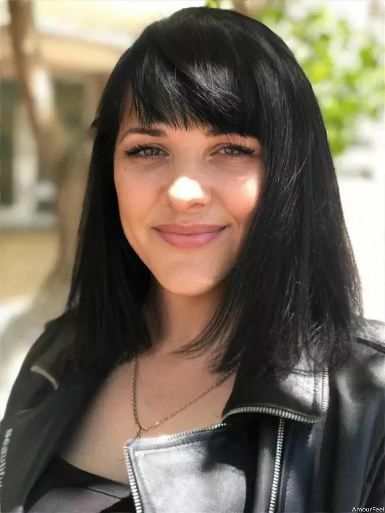 Olena Profile image 4